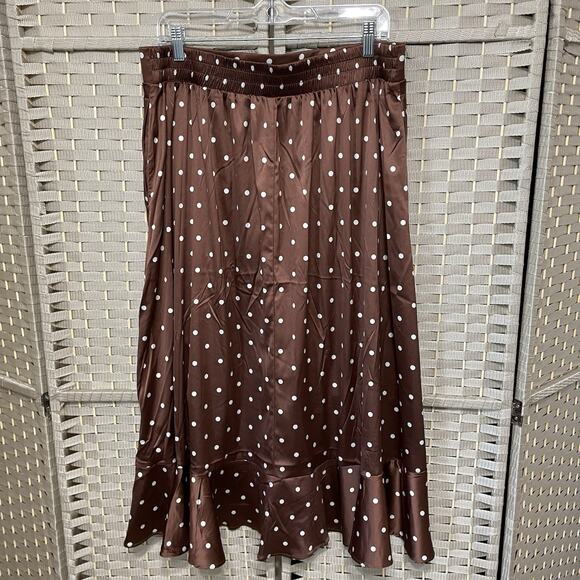 Torrid Stretch Satin Hi-Low Ruffle Skirt Size 1/1X/14-16 Brown Polka Dot NEW - Picture 2 of 10